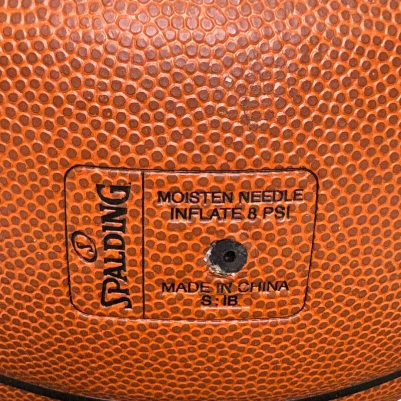 Charles Barkley Philadelphia 76ers Autographed Spalding NBA Basketball (BECKETT) - Image 9