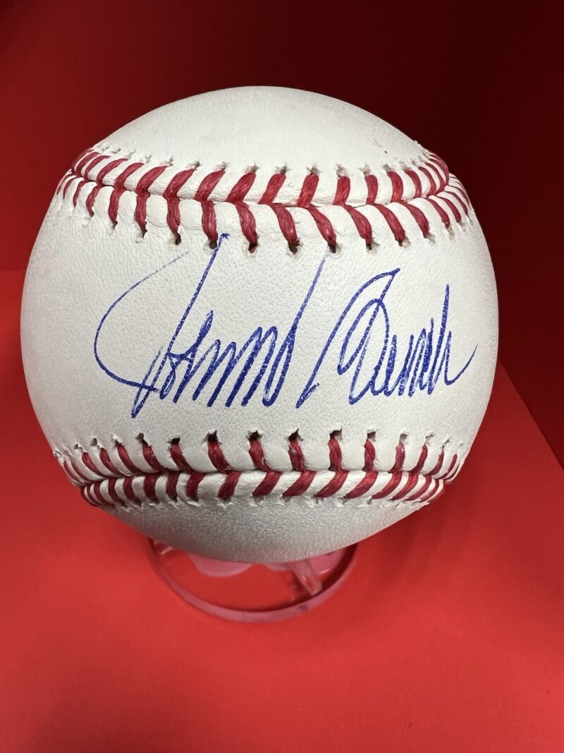 Johnny Bench Autographed Cincinnati Reds collection - Image 8