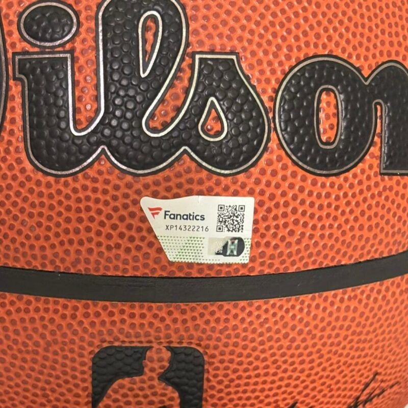 Kevin McHale Boston Celtics Autographed Wilson NBA Basketball (FANATICS CERT.) - Image 6