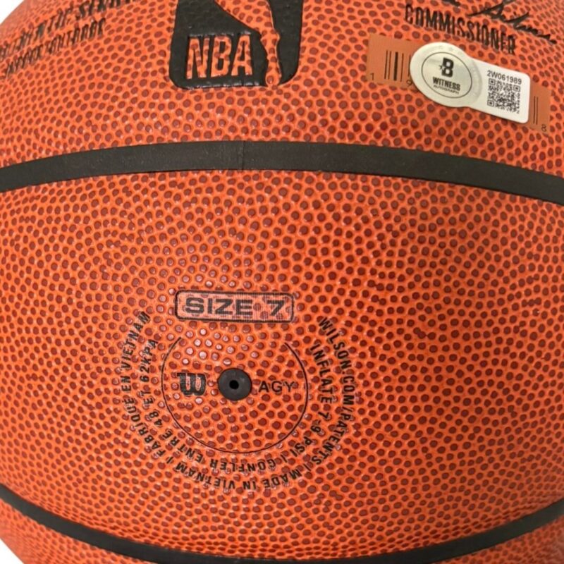 Walt Frazier New York Knicks Autographed Wilson NBA Basketball (BECKETT) - Image 6