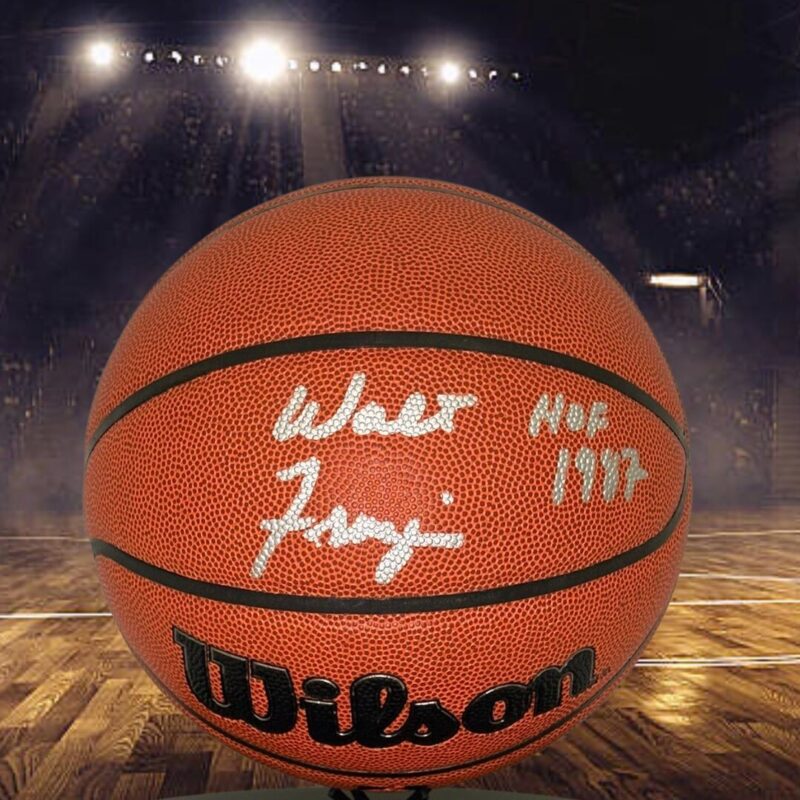 Walt Frazier New York Knicks Autographed Wilson NBA Basketball (BECKETT)