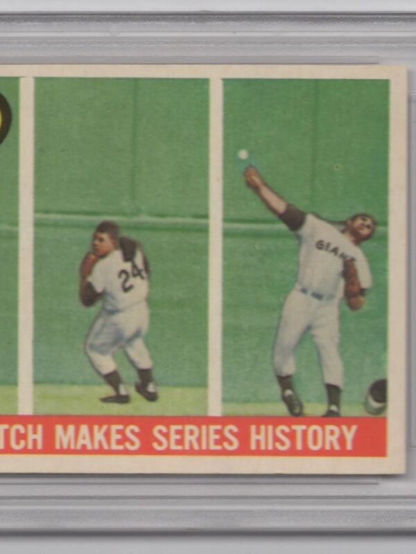 1959 TOPPS 3-15 WILLIE MAYS MAKES CATCH PSA 8 NEW YORK GIANTS #464