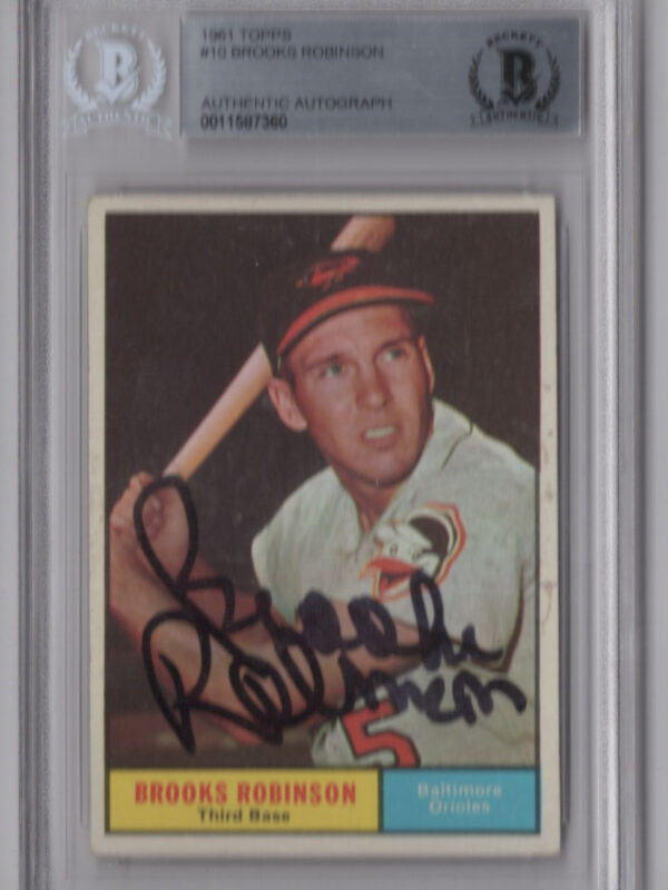 1961 3-15 BROOKS ROBINSON AUTO BECKETT BALTIMORE ORIOLES #10 HAND SIGNED