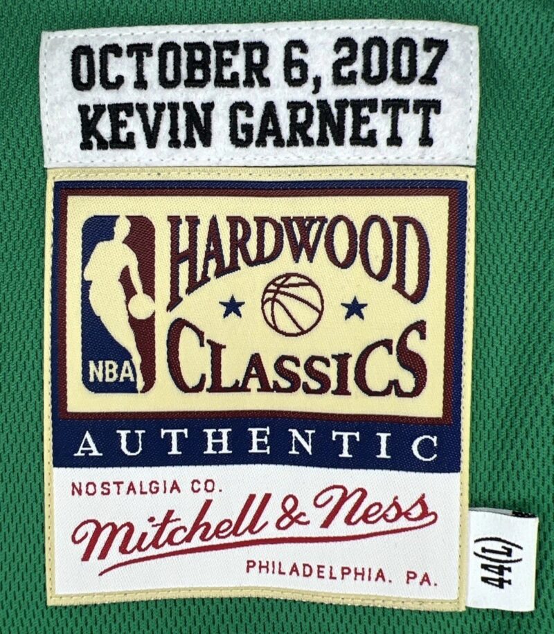 Kevin Garnett Autographed Boston Celtics Irish Logo Mitchell & Ness Jersey - Image 7