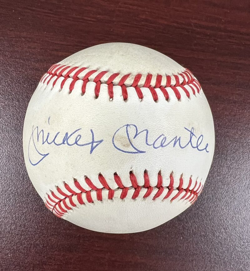 Mickey Mantle Autographed Rawlings MLB baseball w/ Beckett Authentication
