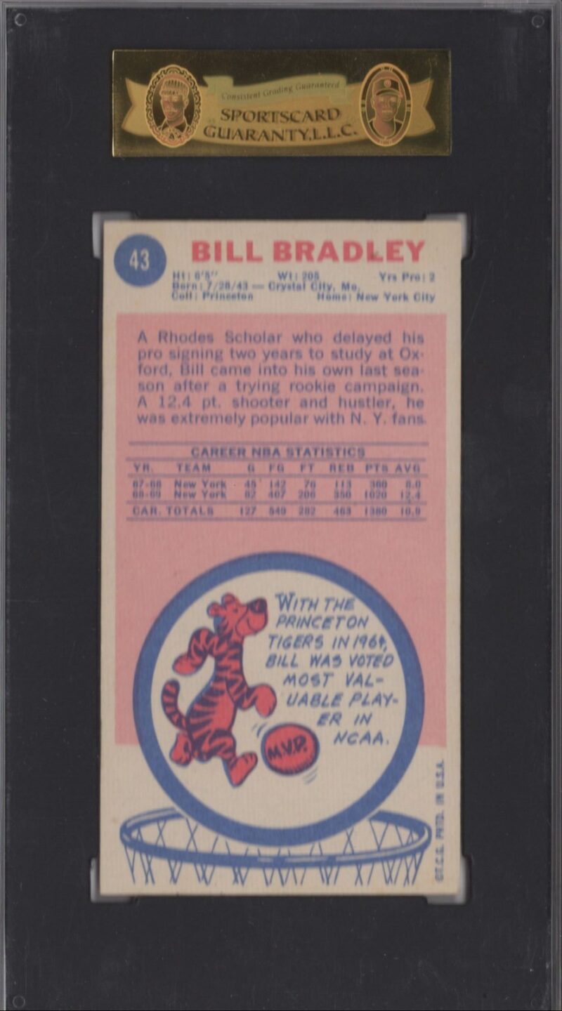 1969-70 TOPPS BILL BRADLEY ROOKIE SGC 80 NEW YORK KNICKS #43 - Image 3