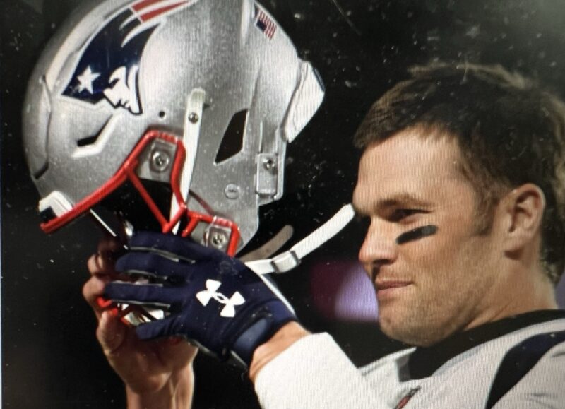 Tom Brady Autographed NE Patriots Helmet Inscribed NFL Draft Pick 199 286523481598 2