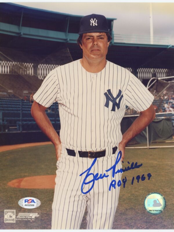 2001 AGFA LOU PINIELLA AUTO AK52506 PSA NEW YORK YANKEES AUTOGRAPHED PHOTO