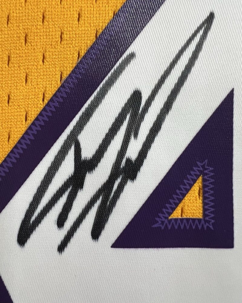 Shaquille O'Neal autographed signed Los Angles Lakers jersey - Image 3